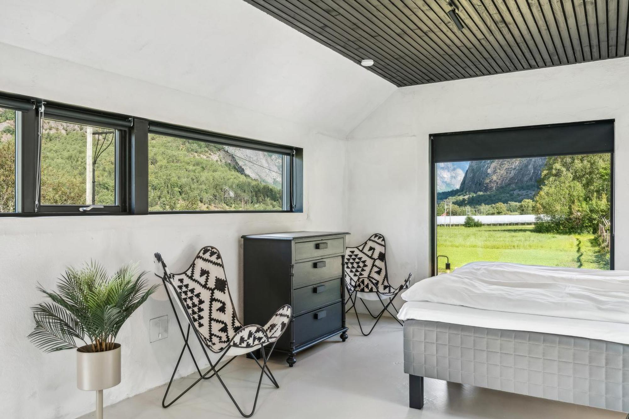 Jordeplegarden Holiday Home - Part Of A Farm - Two Buildings - Close To Flam Laerdalsoyri Exterior photo